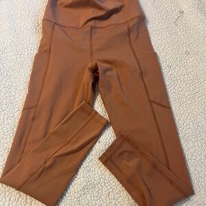 American Eagle Outfitters Tan the everything Pocket Leggings size medium